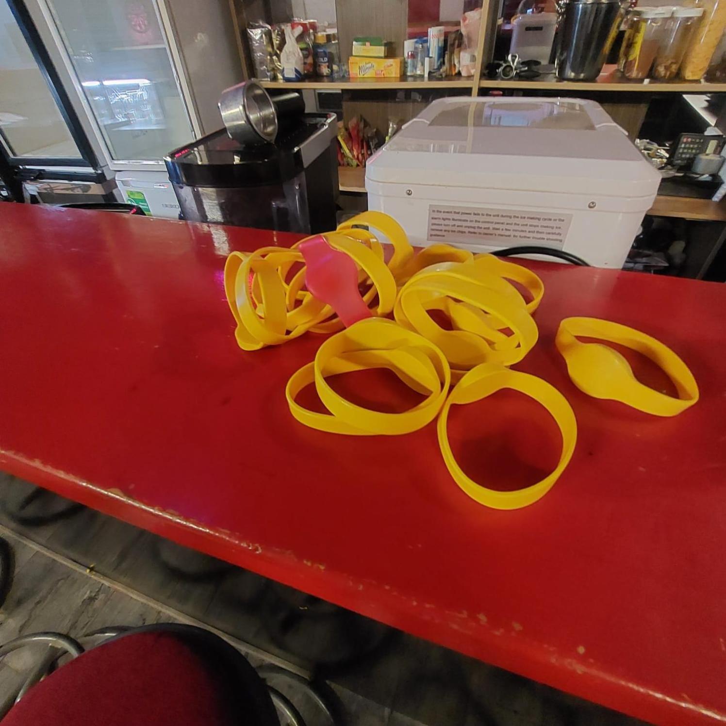 Whole Basement Former Pub For Stag Do, Bachelor House Party Flat บูดาเปสต์ ภายนอก รูปภาพ